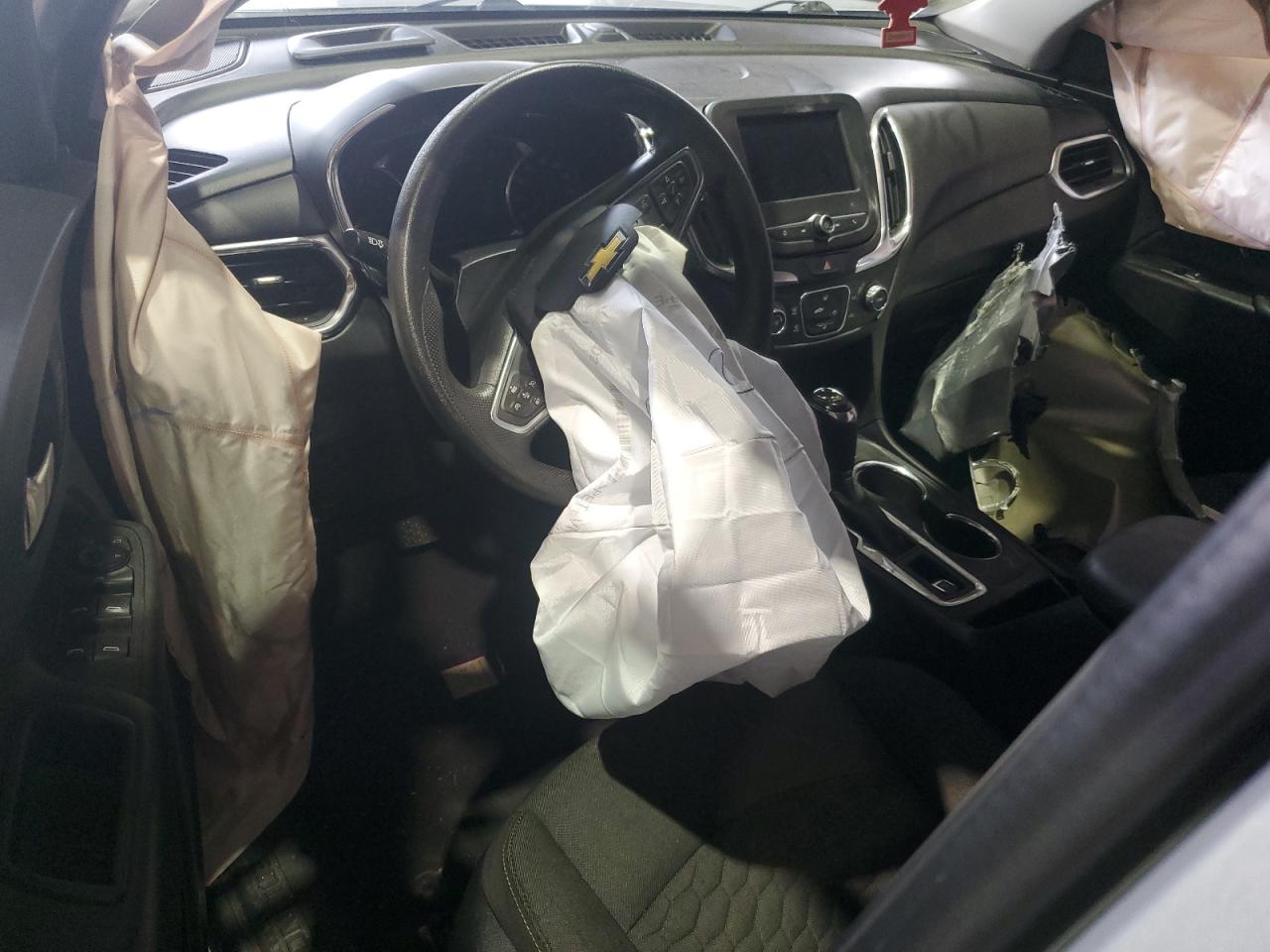 2020 CHEVROLET EQUINOX LT photo 22