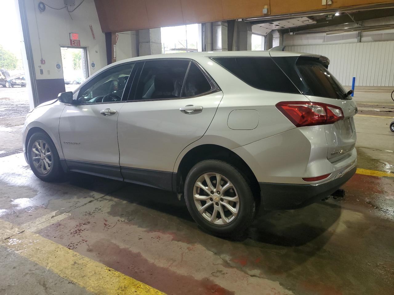 2020 CHEVROLET EQUINOX LT photo 4