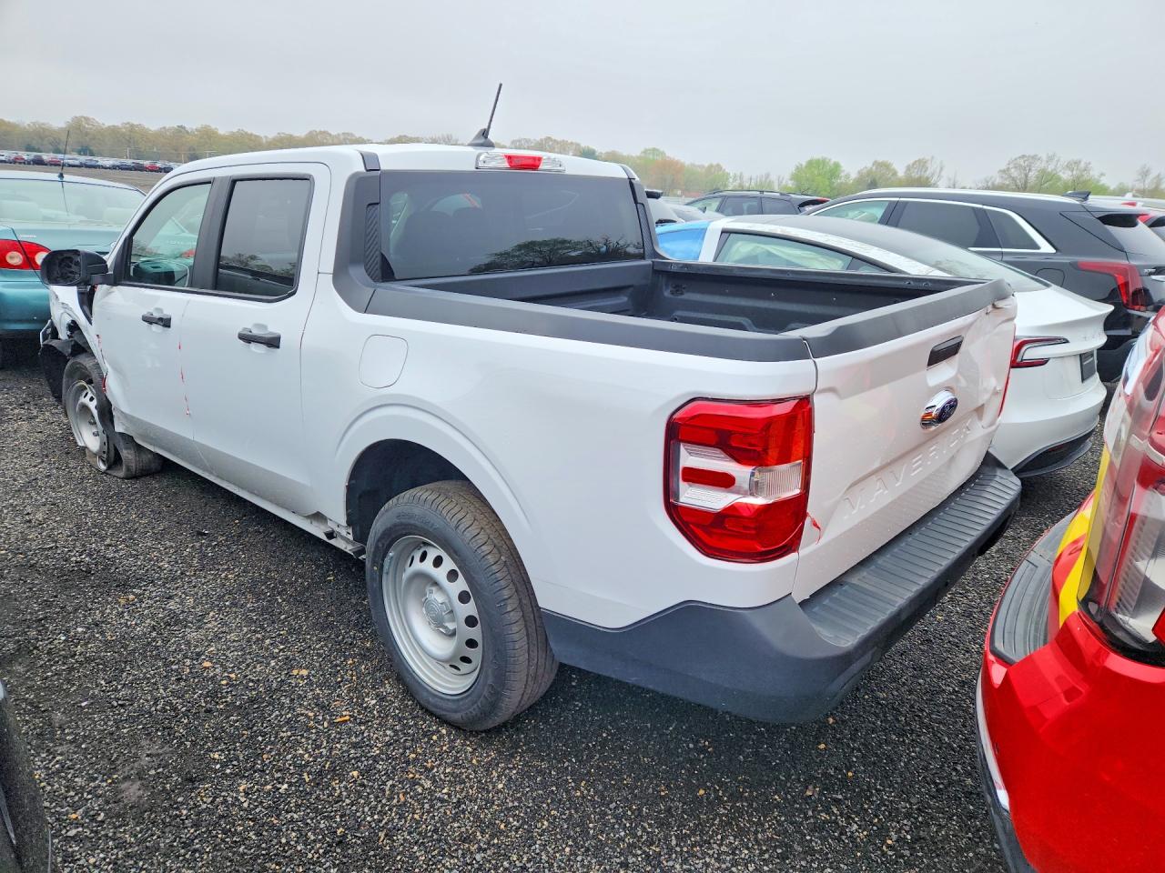 2024 FORD MAVERICK XL photo 4