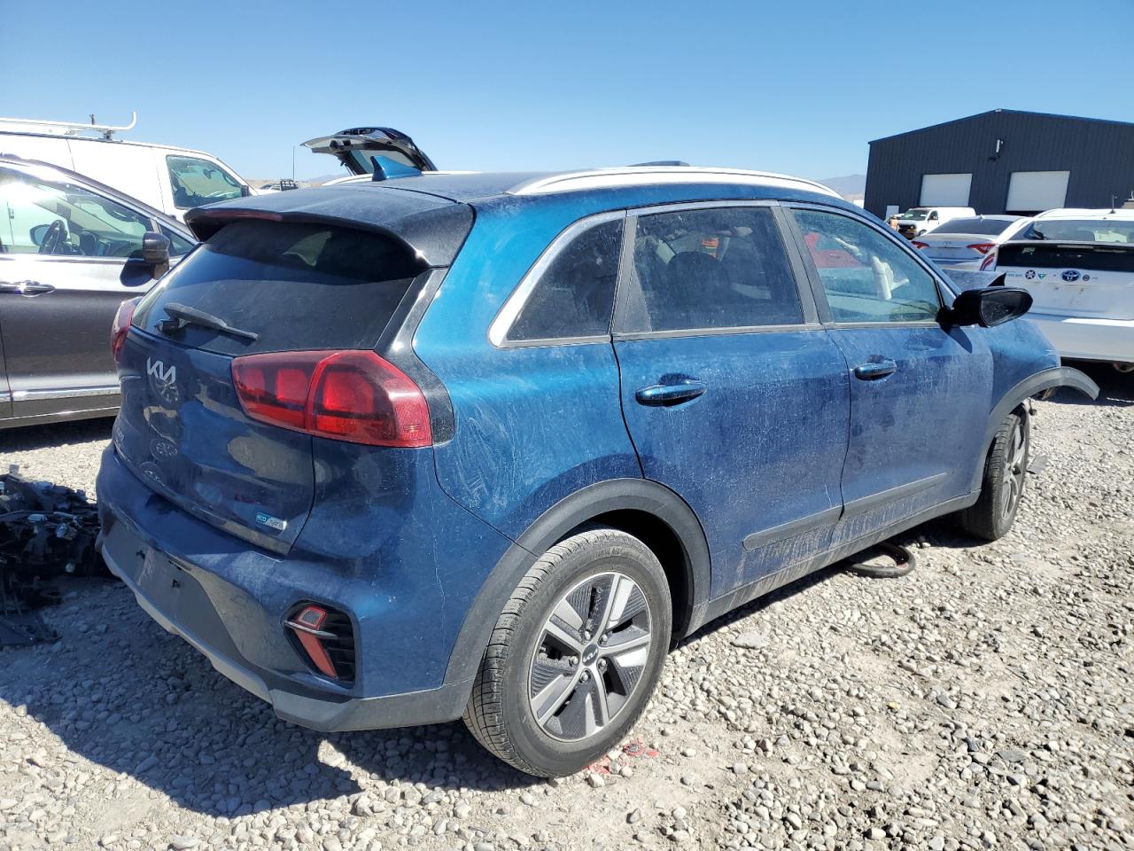 2022 KIA NIRO LXS photo 7