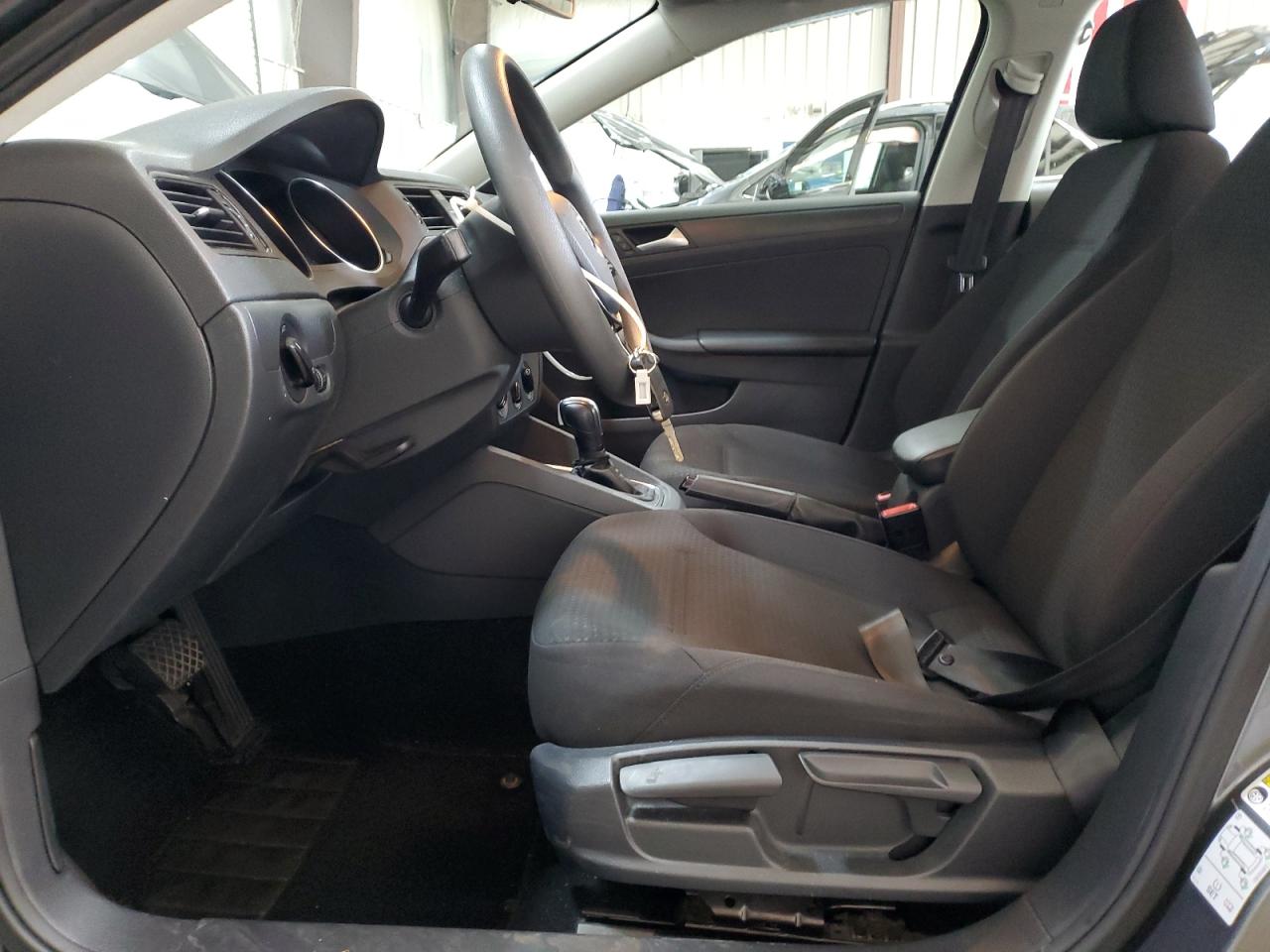 2016 VOLKSWAGEN JETTA S photo 13
