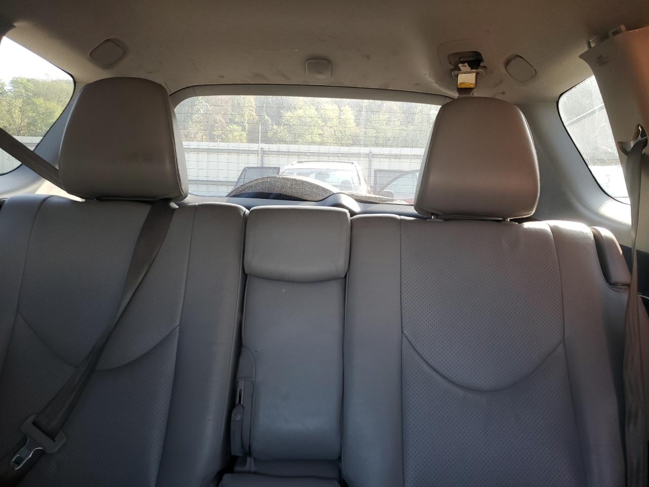 2012 TOYOTA RAV4 BASE photo 28