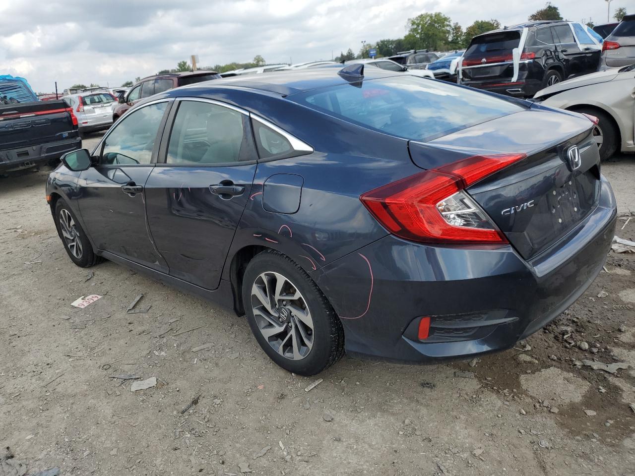 2017 HONDA CIVIC EX photo 3