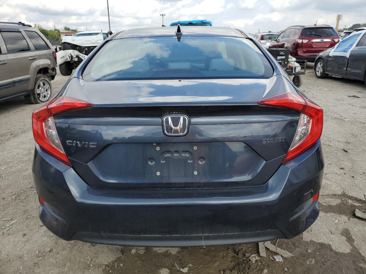2017 HONDA CIVIC EX photo 11