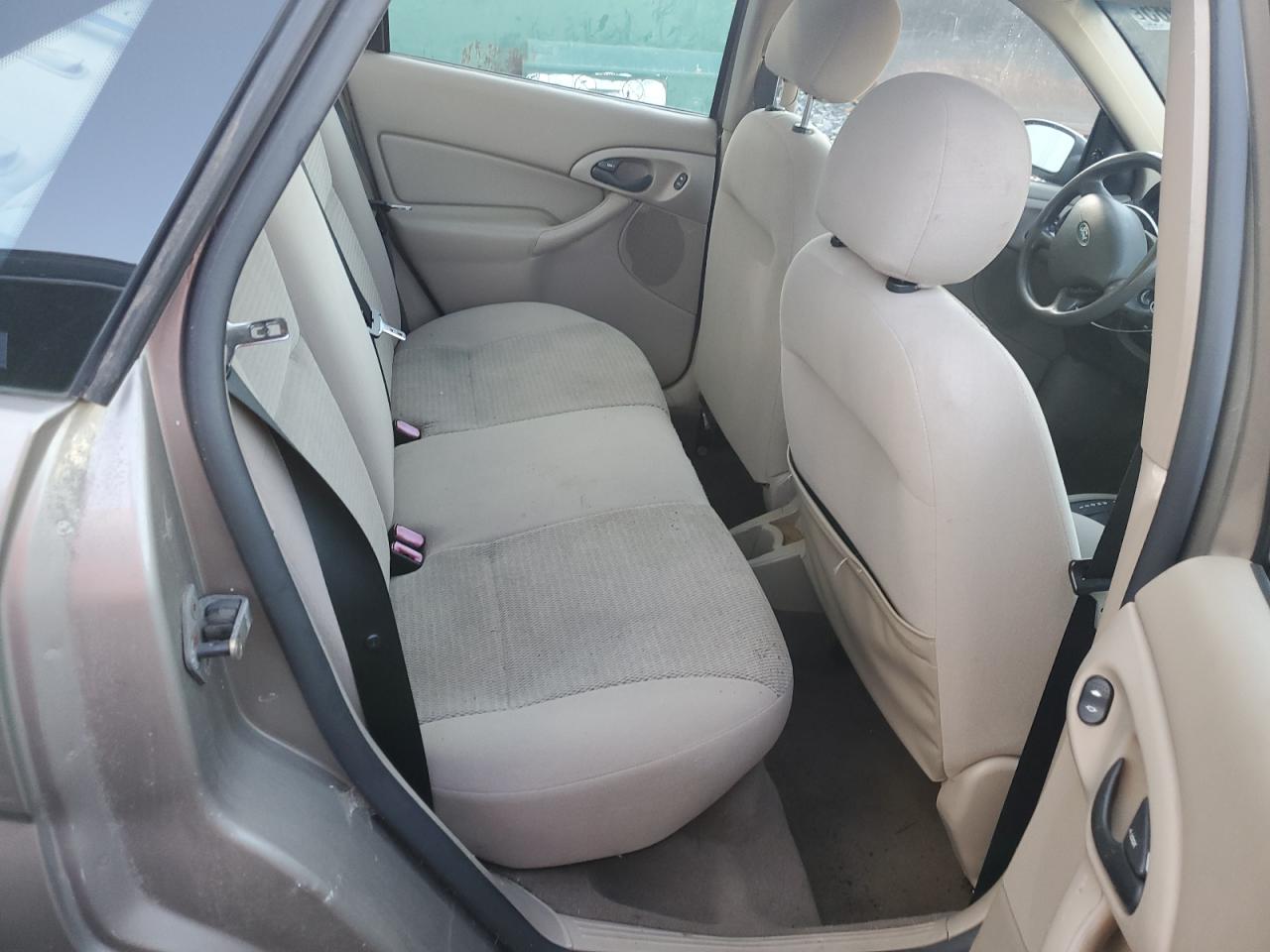 2004 FORD FOCUS SE COMFORT photo 28