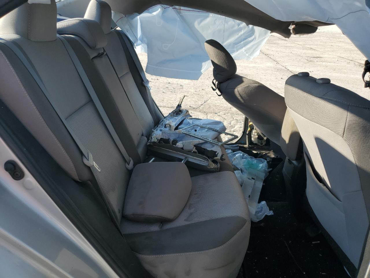 2017 TOYOTA COROLLA L photo 19