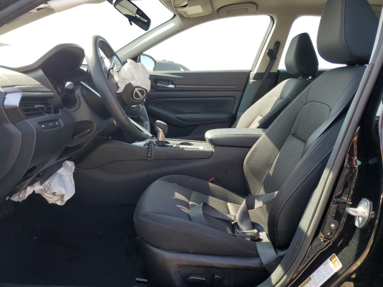 2025 NISSAN ALTIMA SV photo 13