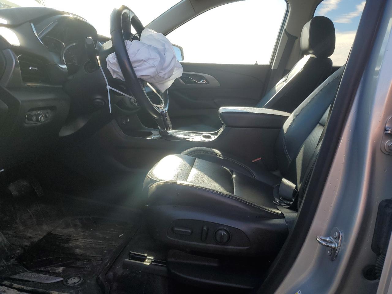 2020 CHEVROLET TRAVERSE PREMIER photo 13