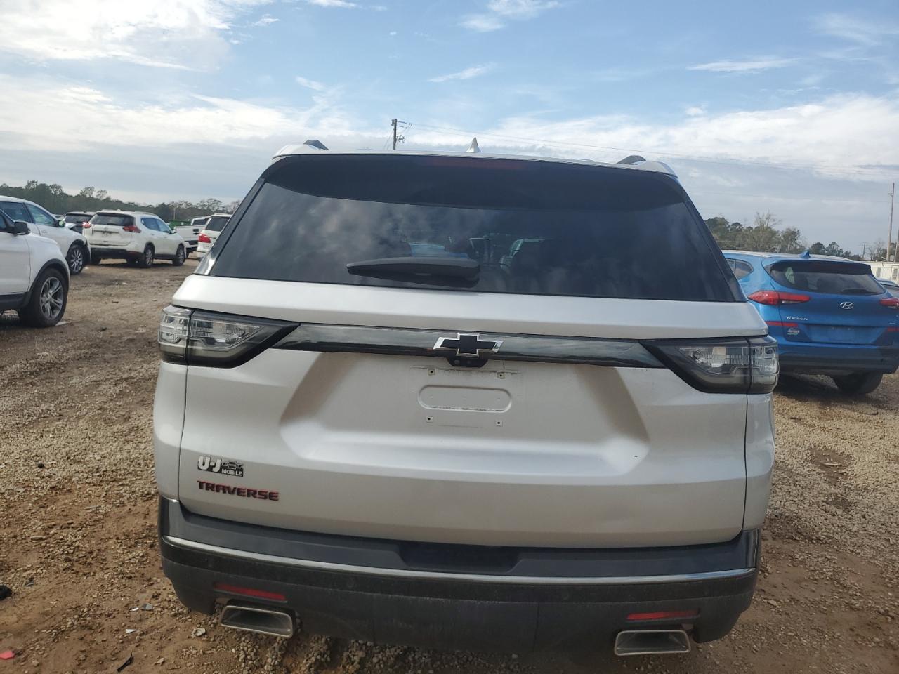 2020 CHEVROLET TRAVERSE PREMIER photo 11