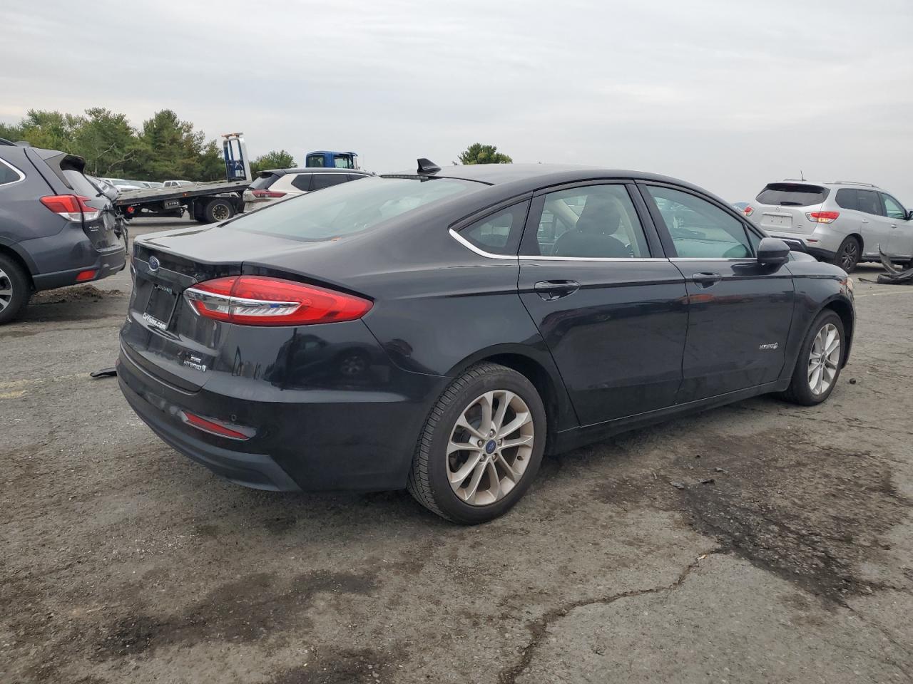 2019 FORD FUSION SE photo 3