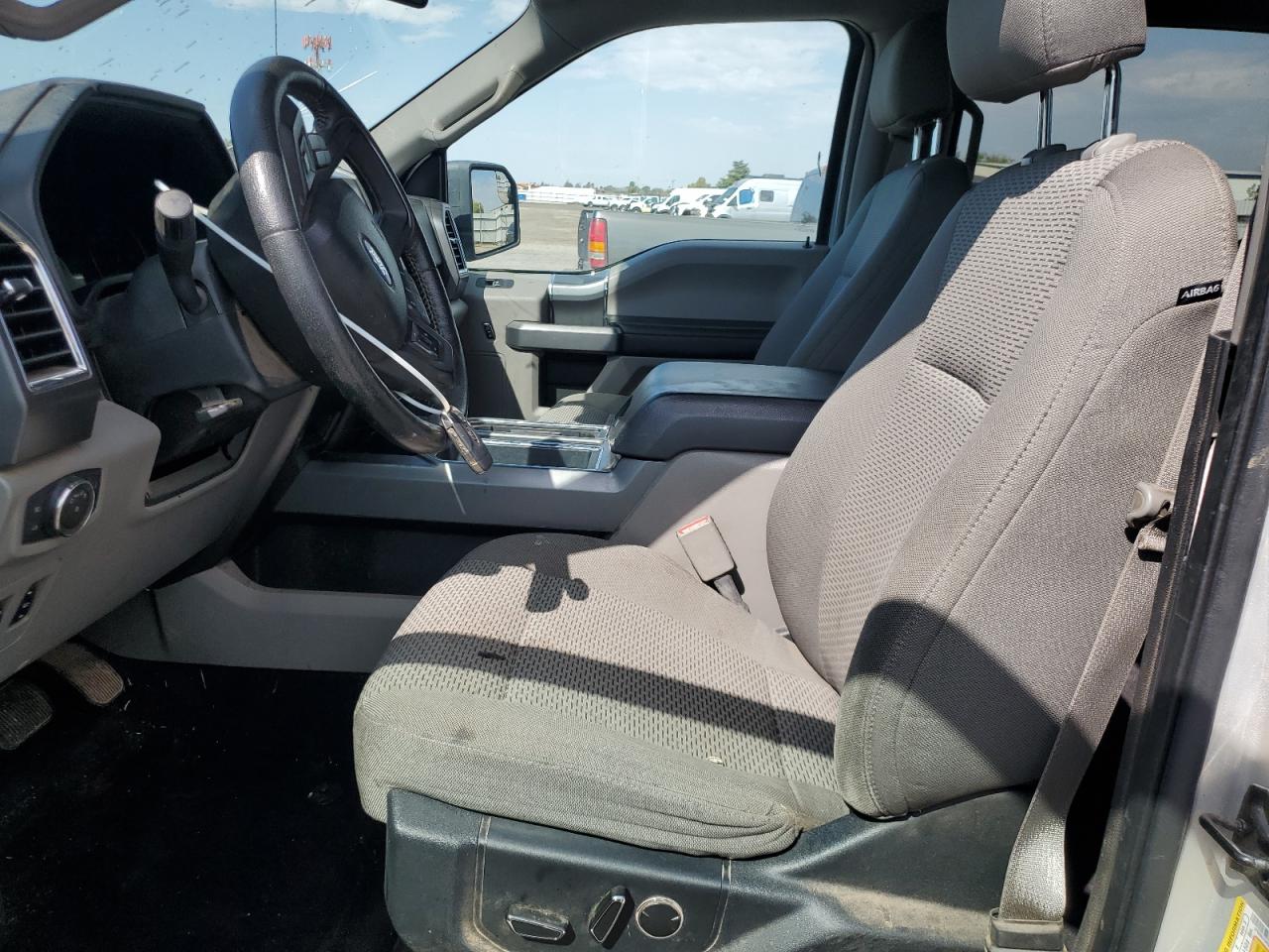 2015 FORD F150 SUPERCREW photo 19