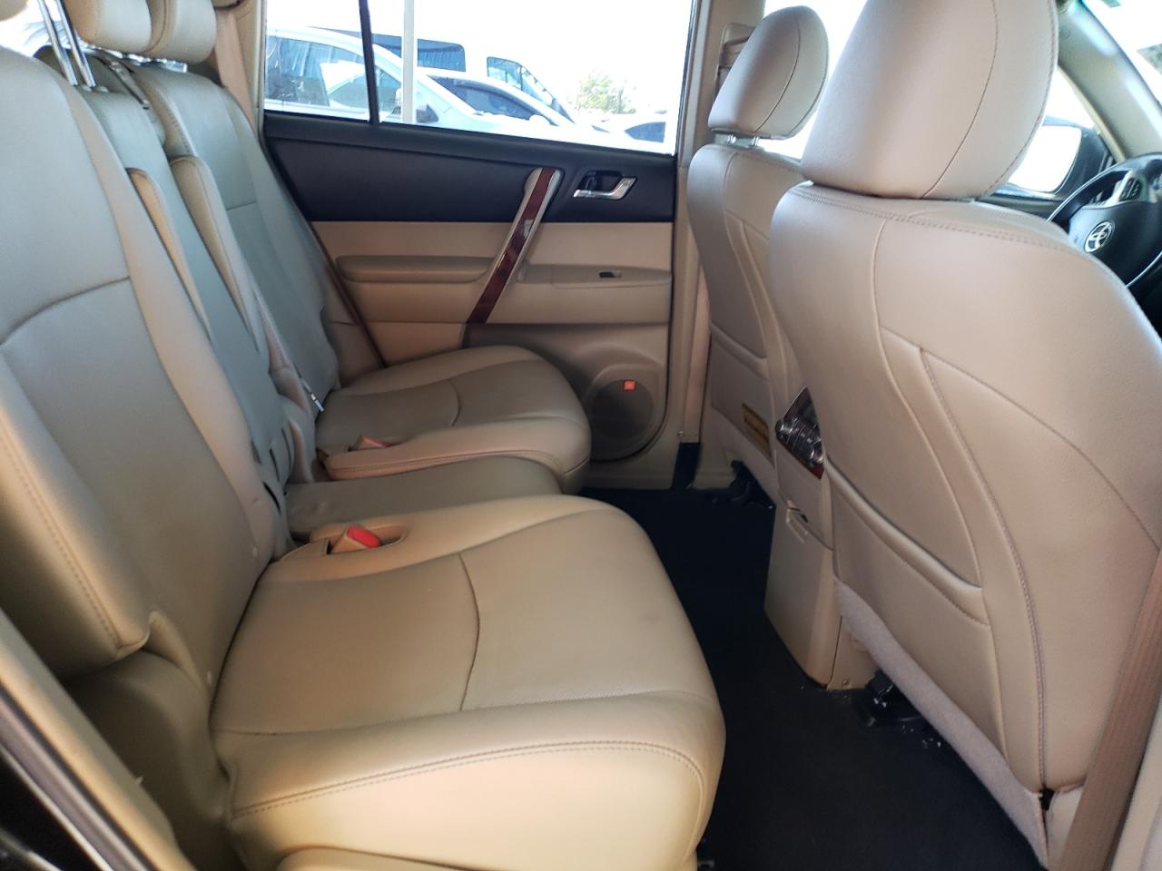 2013 TOYOTA HIGHLANDER LIMITED photo 21