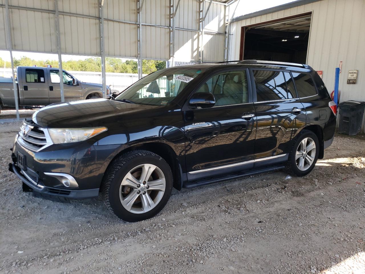 2013 TOYOTA HIGHLANDER