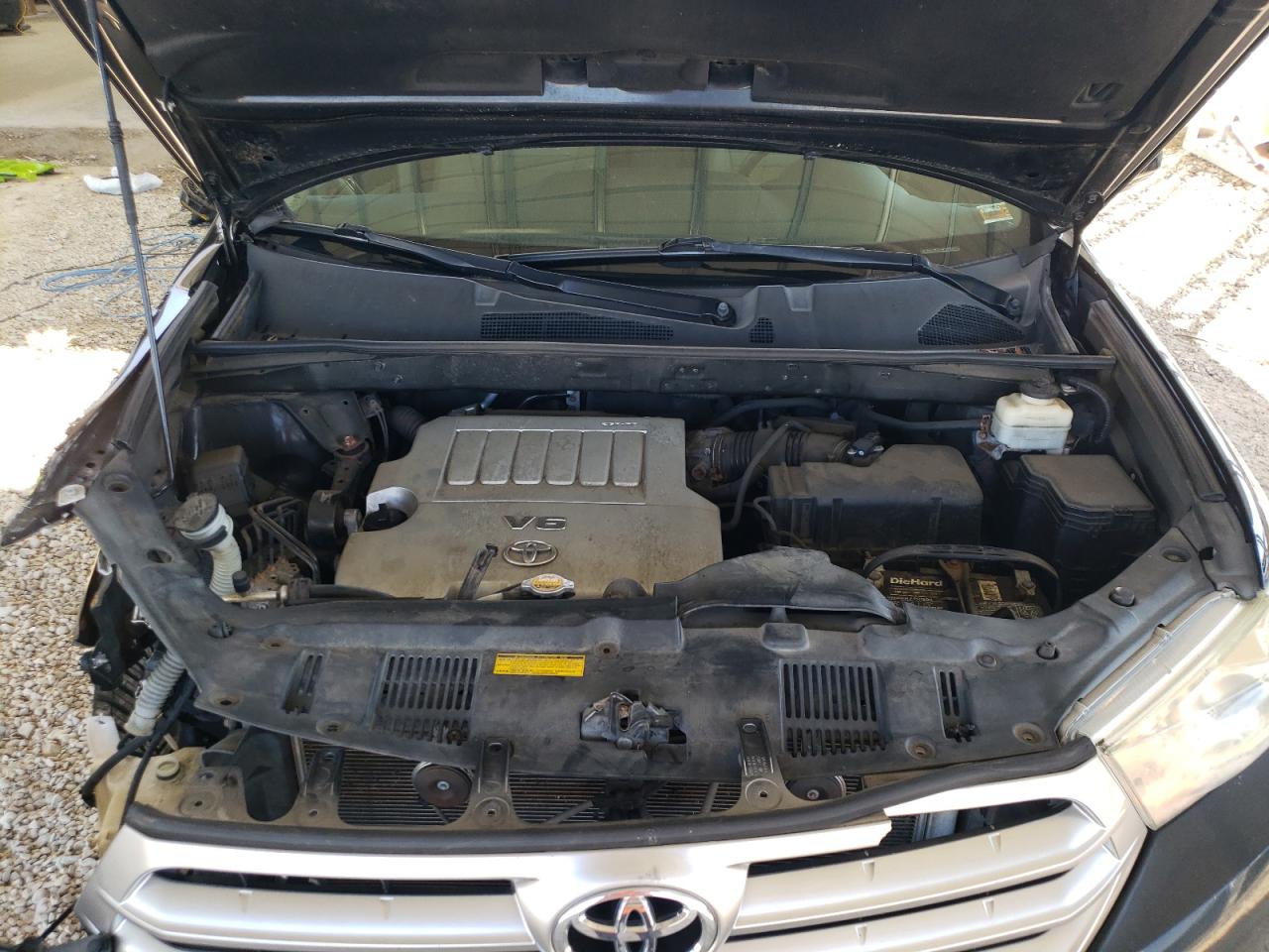 2013 TOYOTA HIGHLANDER LIMITED photo 23