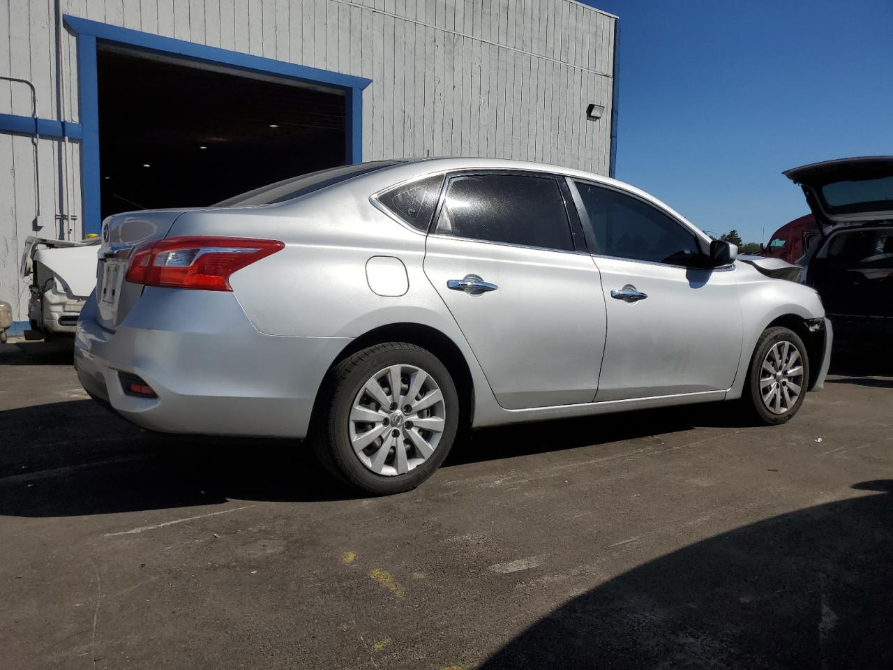 2018 NISSAN SENTRA S photo 3