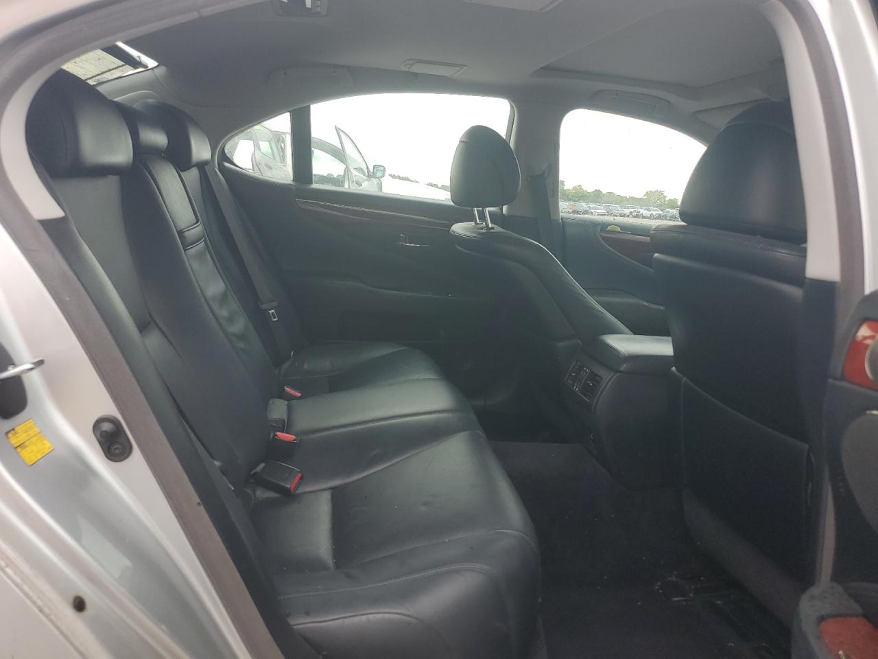 2007 LEXUS LS 460 photo 19