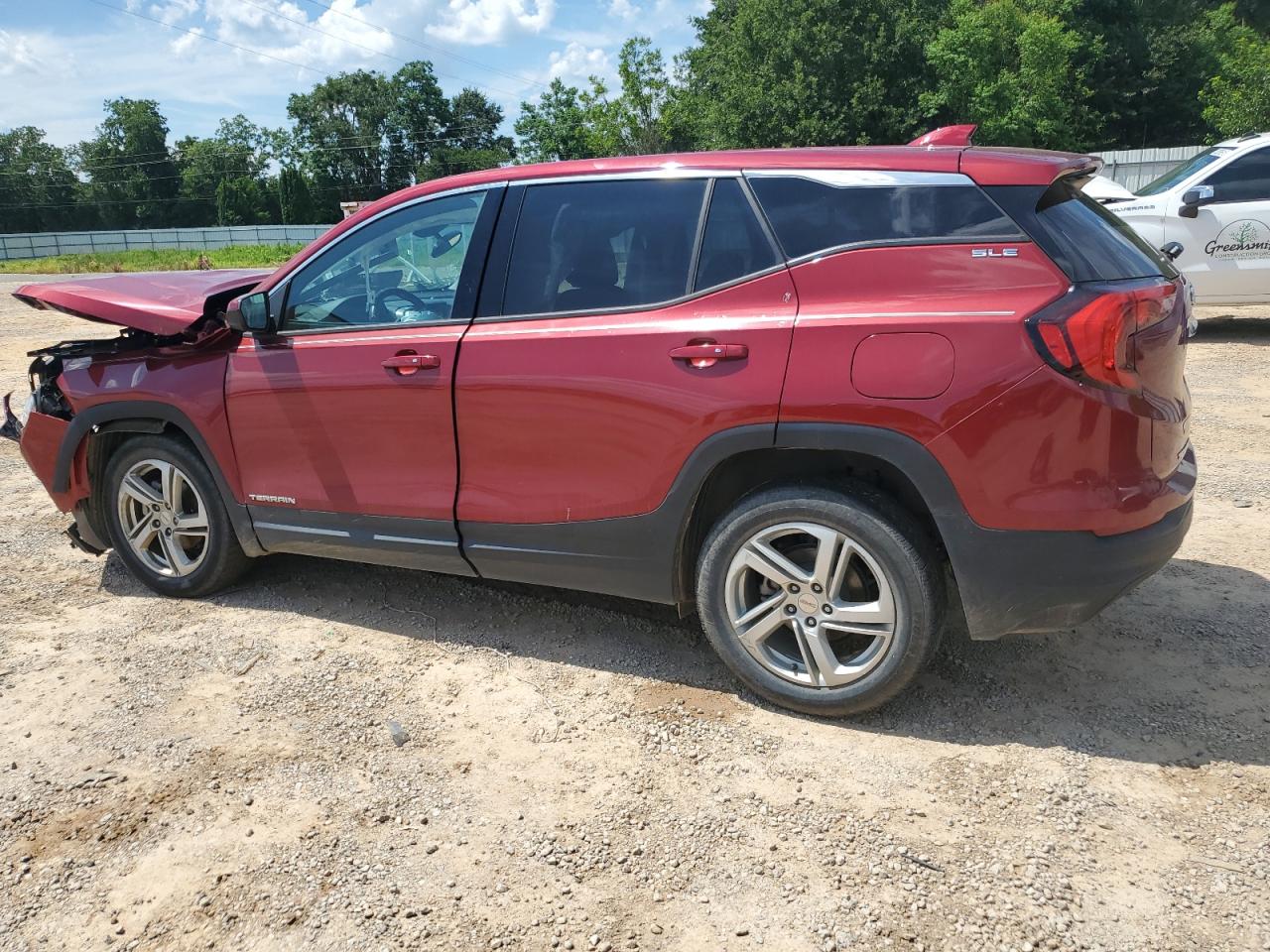 2018 GMC TERRAIN SLE photo 2