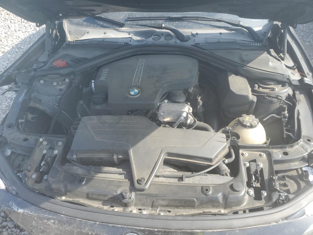 2016 BMW 320 I photo 41