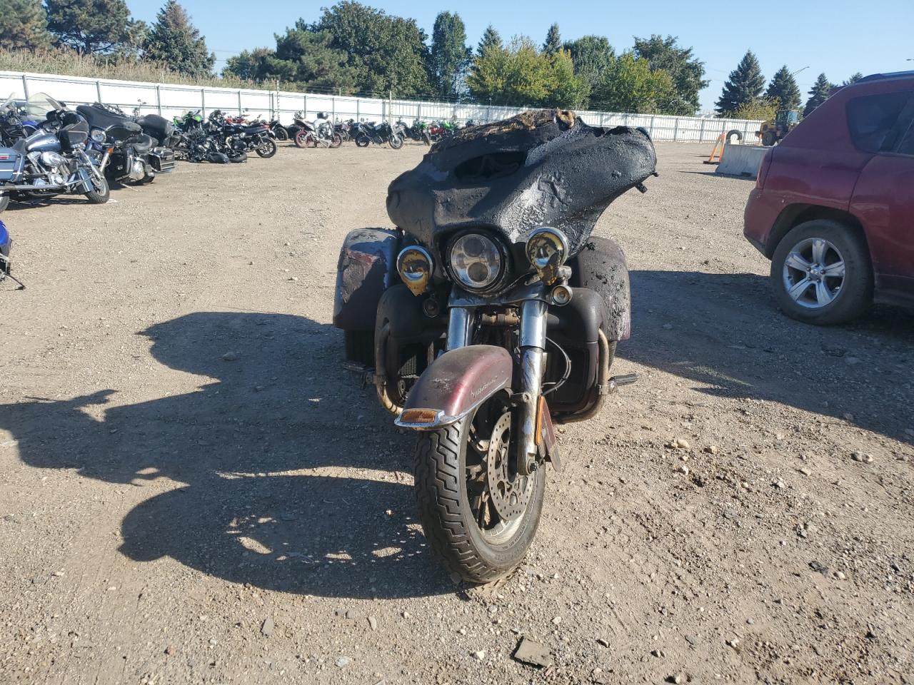 2015 HARLEY-DAVIDSON FLHTCUTG TRI GLIDE ULTRA photo 2