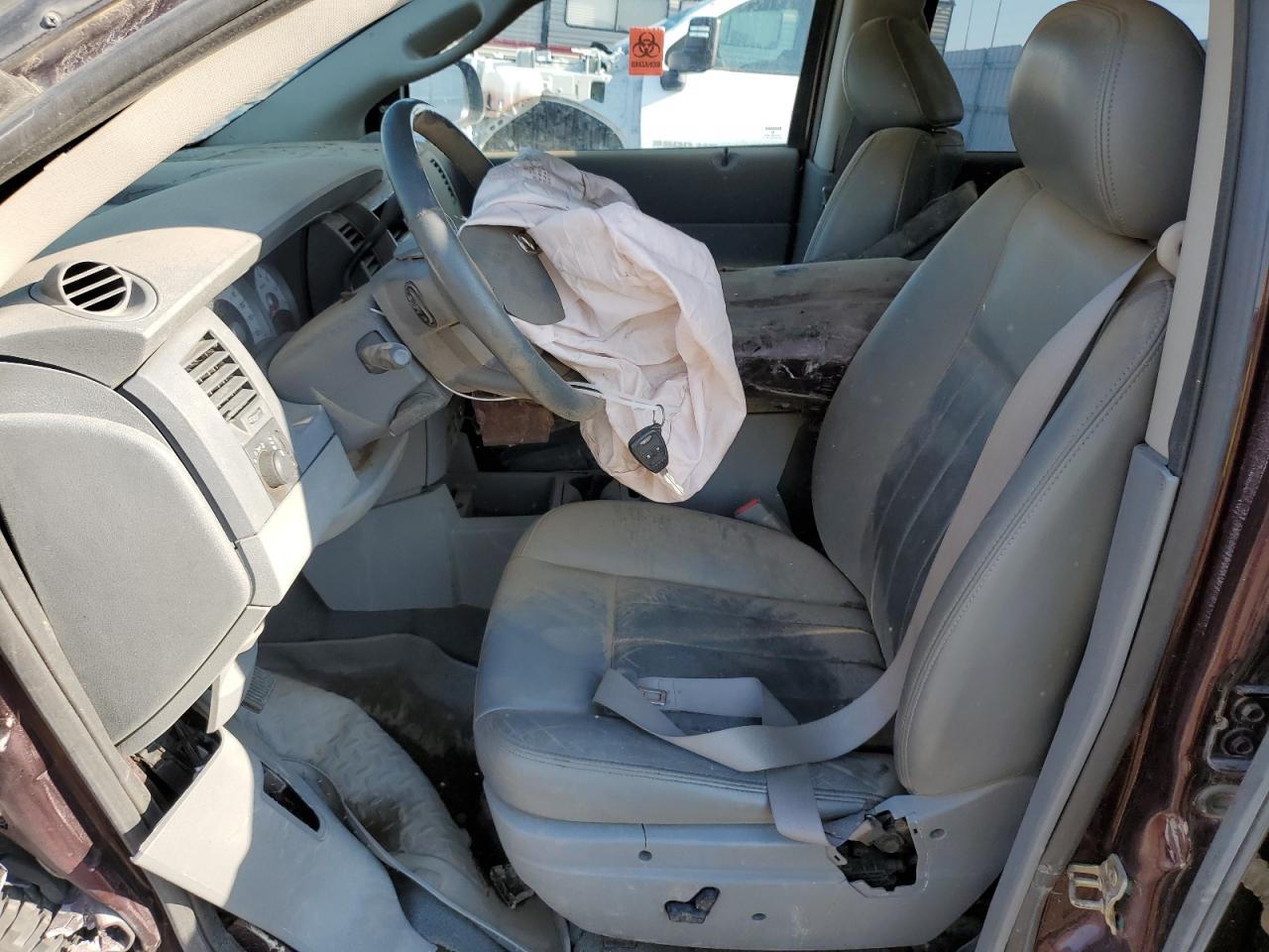 2004 DODGE DURANGO LIMITED photo 7