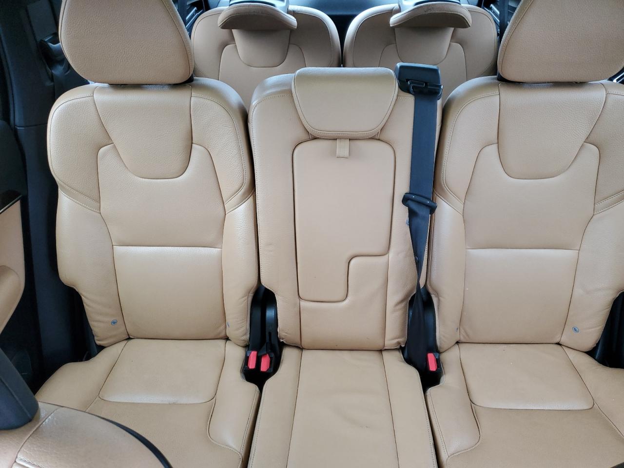 2016 VOLVO XC90 T6 photo 19