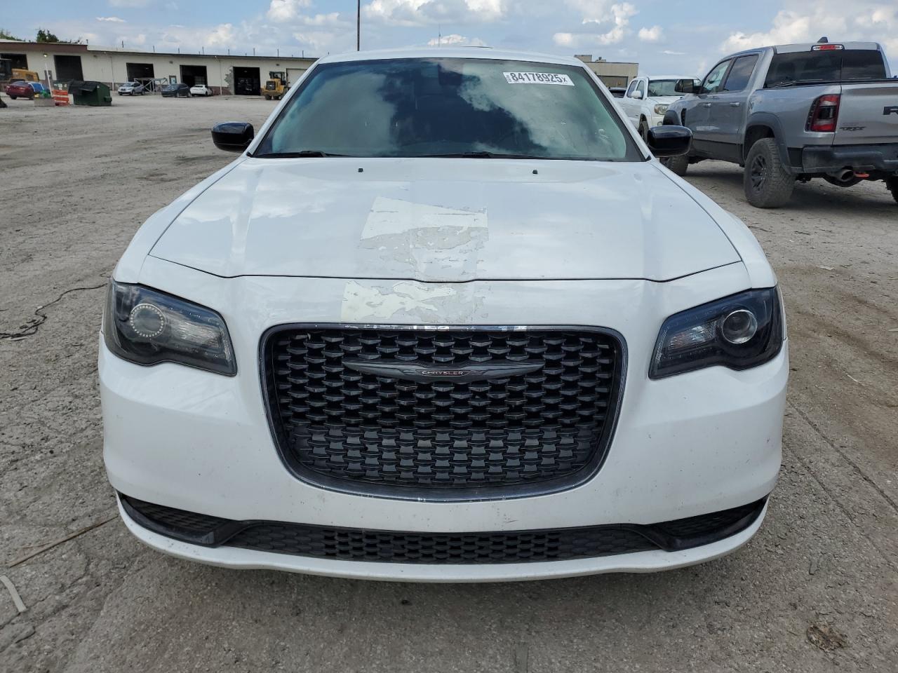 2022 CHRYSLER 300 TOURING photo 5