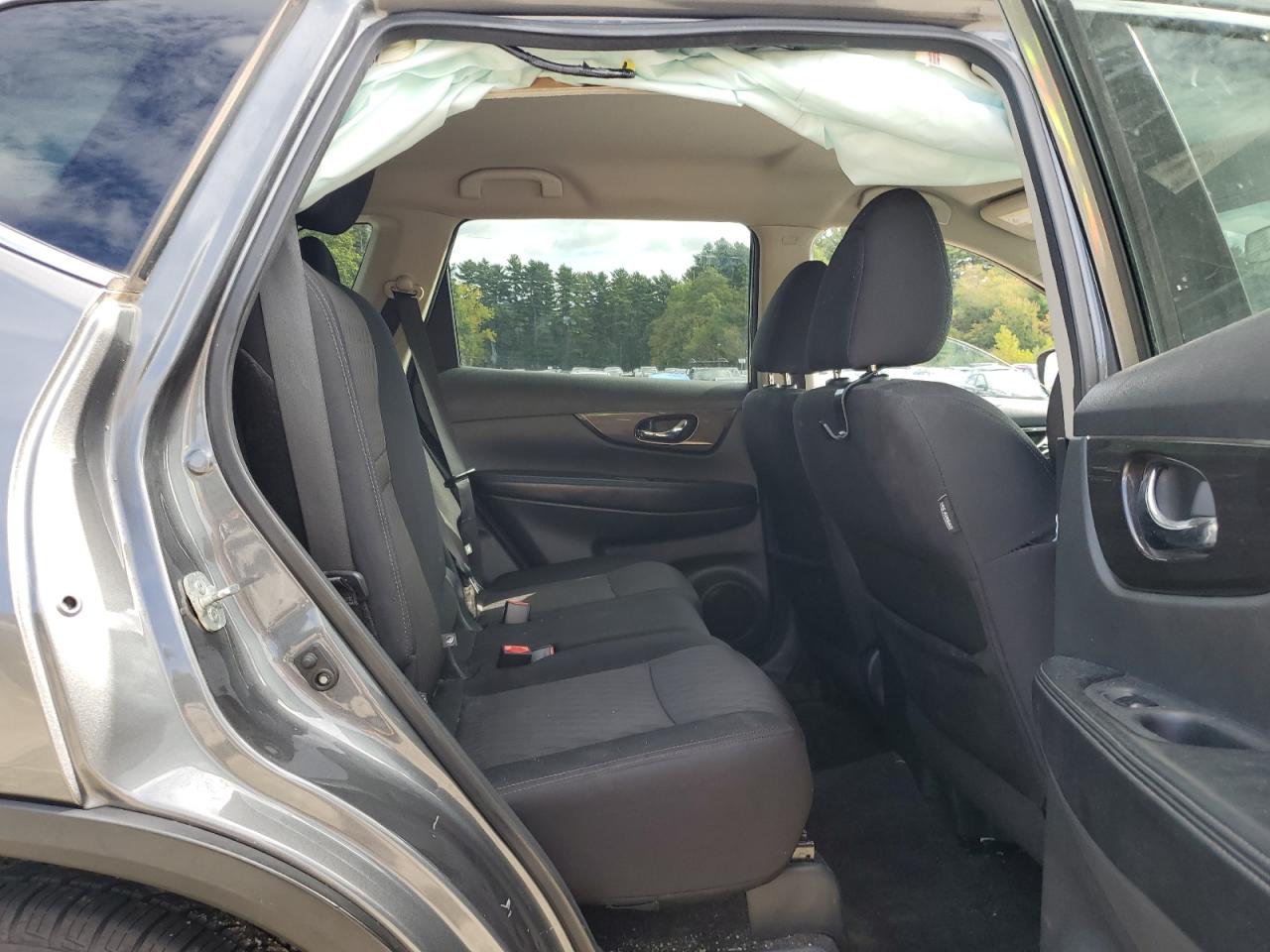 2019 NISSAN ROGUE S photo 21