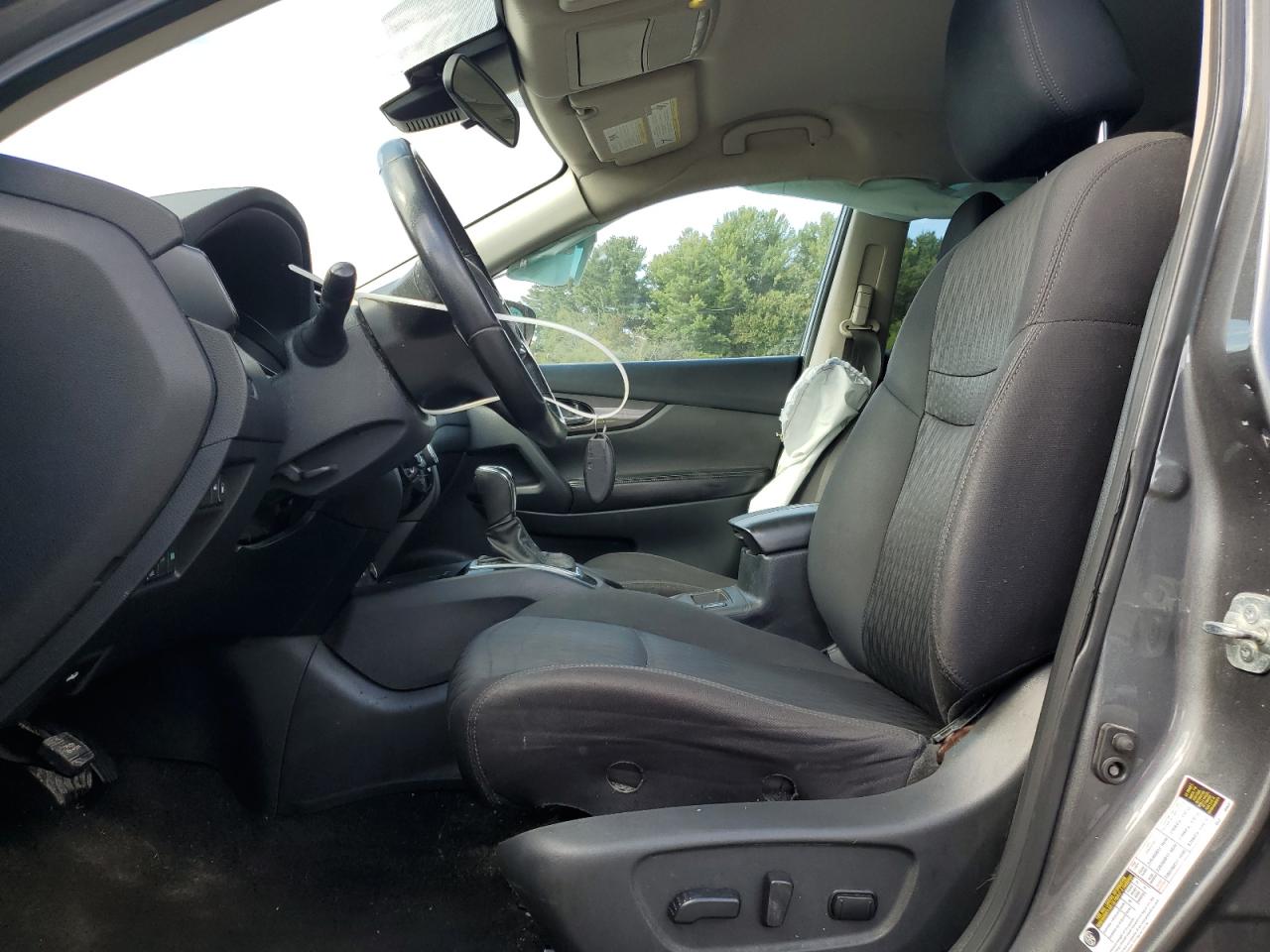 2019 NISSAN ROGUE S photo 13