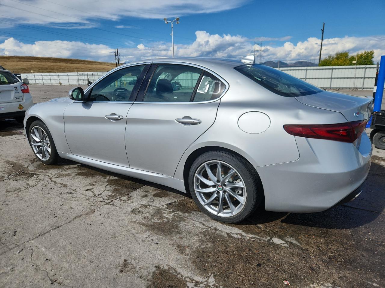 2017 ALFA ROMEO GIULIA Q4 photo 3