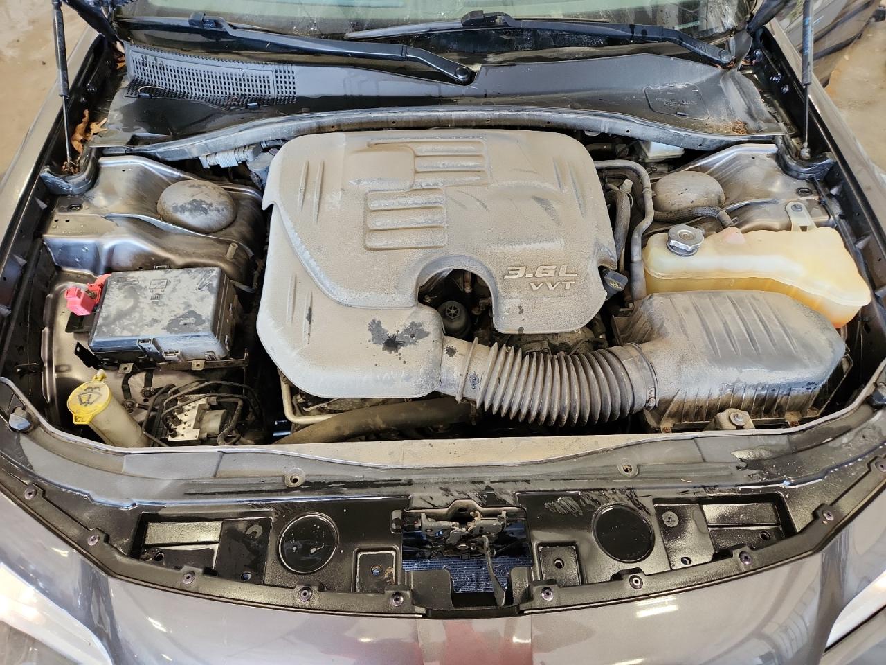 2016 CHRYSLER 300 LIMITED photo 21