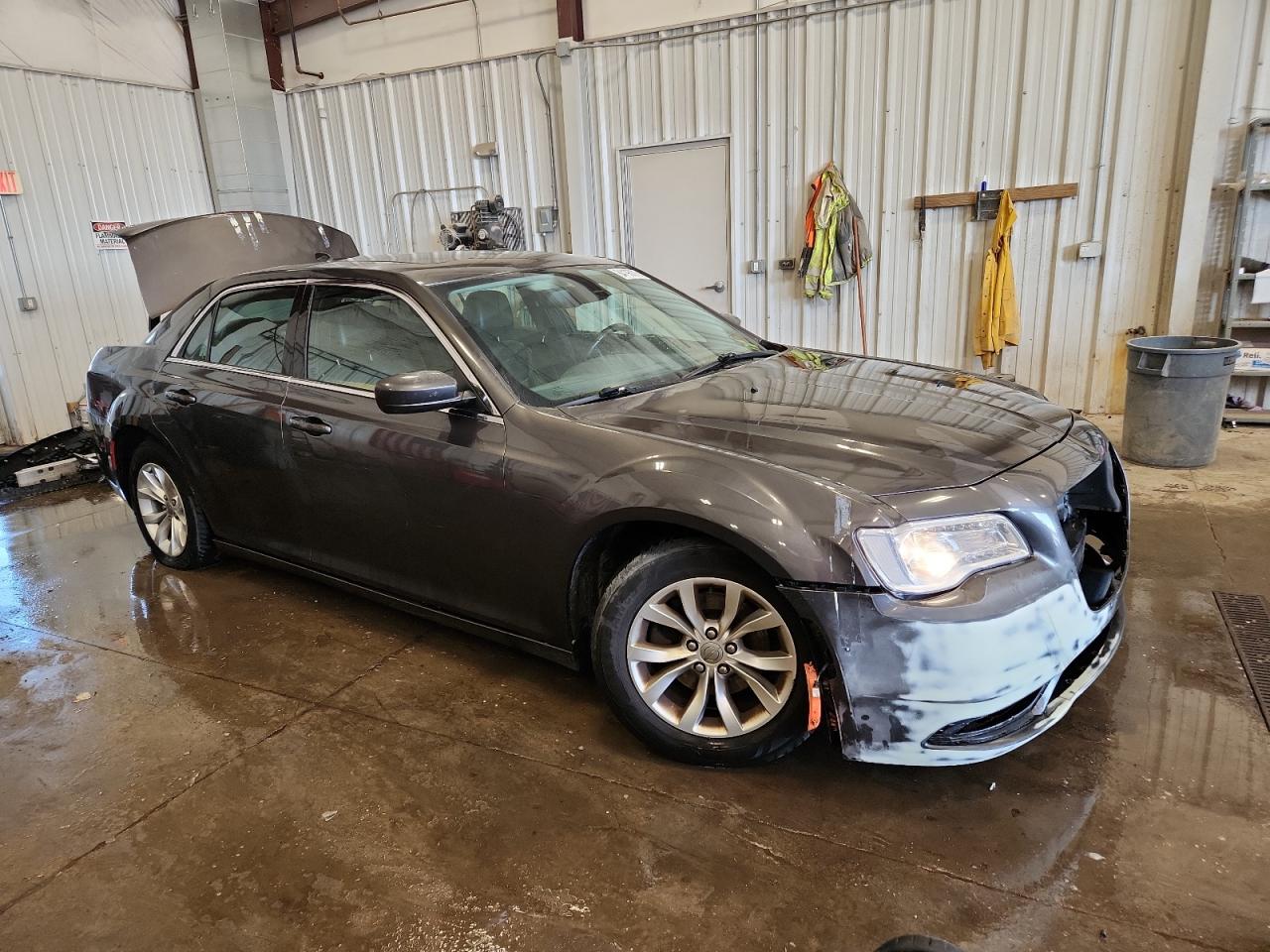 2016 CHRYSLER 300 LIMITED photo 7
