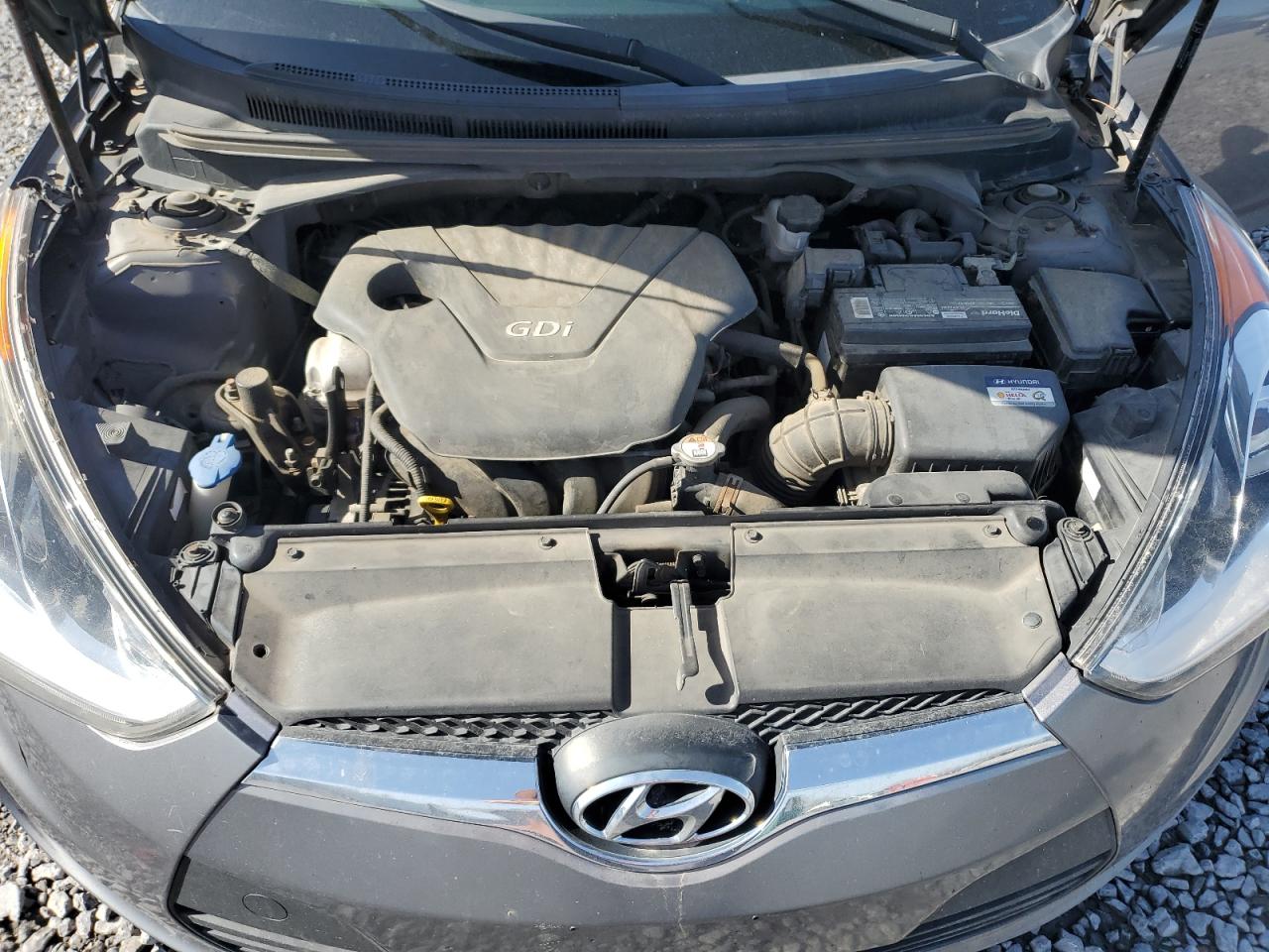 2017 HYUNDAI VELOSTER photo 12