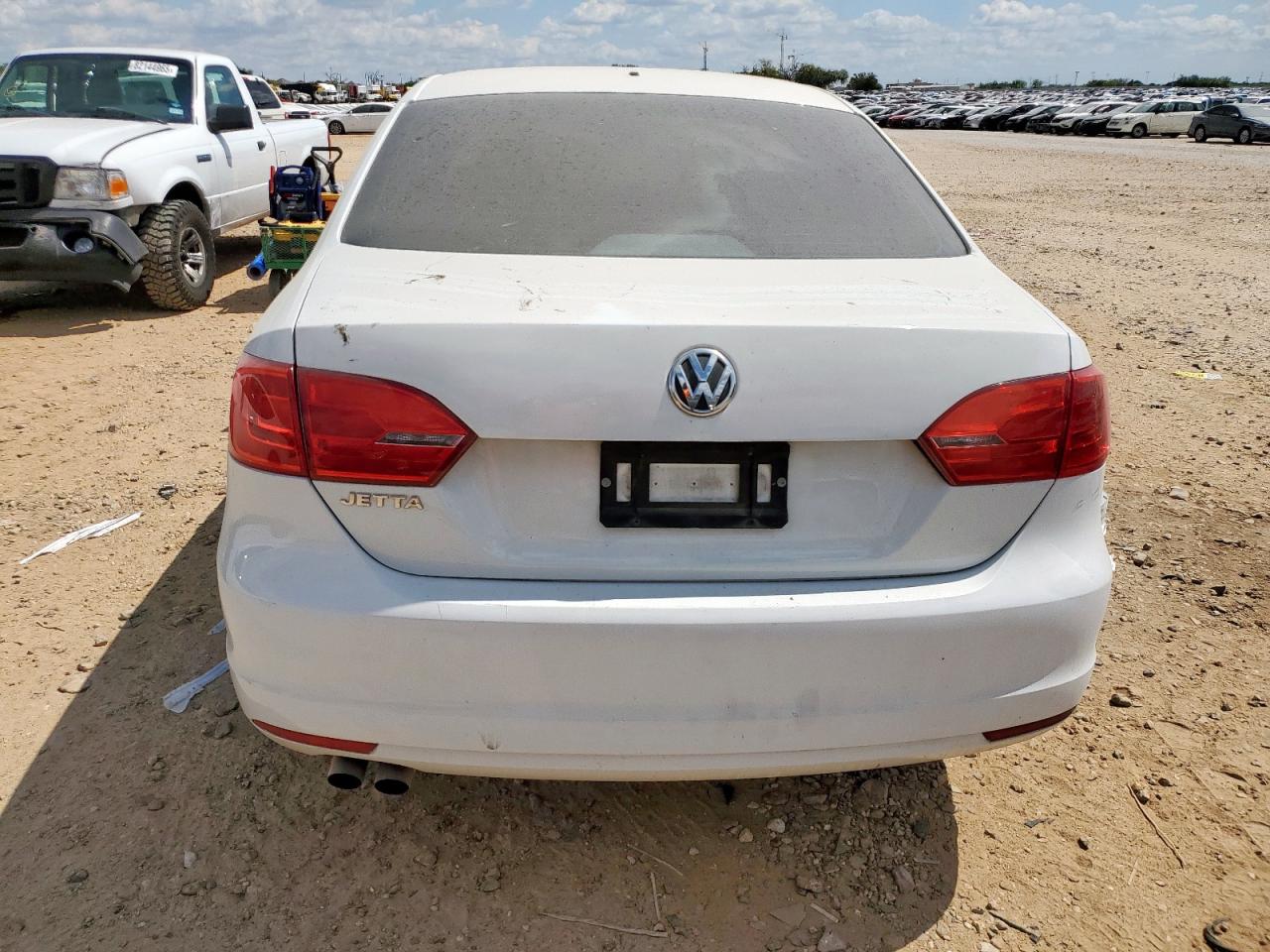 2014 VOLKSWAGEN JETTA BASE photo 11