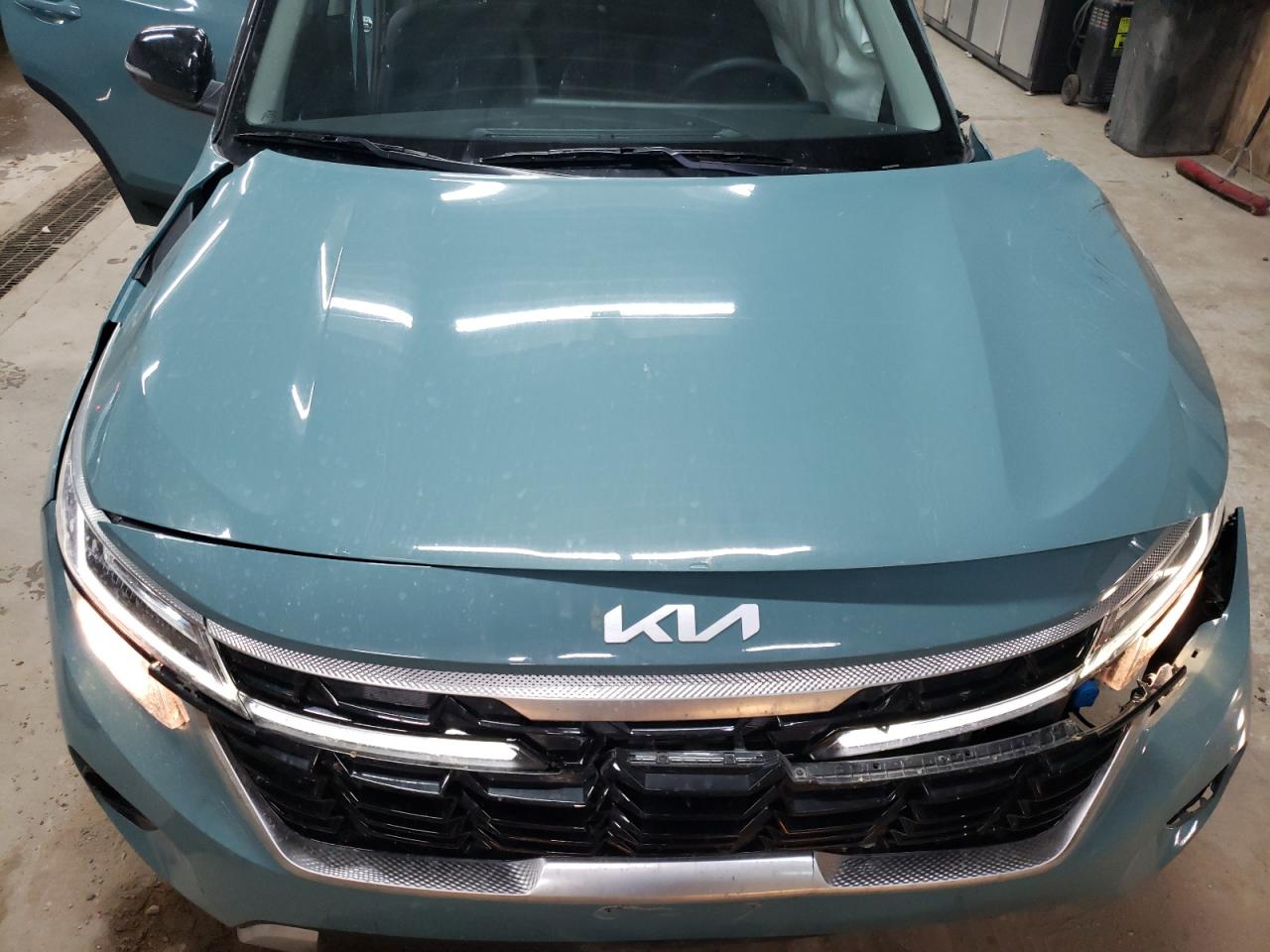 2025 KIA SELTOS S photo 12