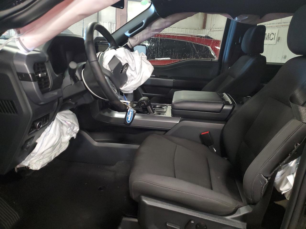 2025 FORD F150 XLT photo 7