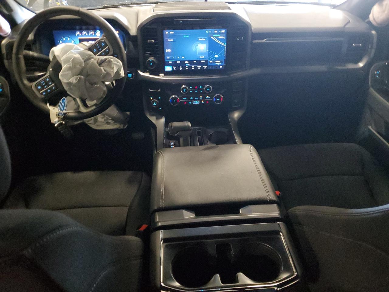 2025 FORD F150 XLT photo 8