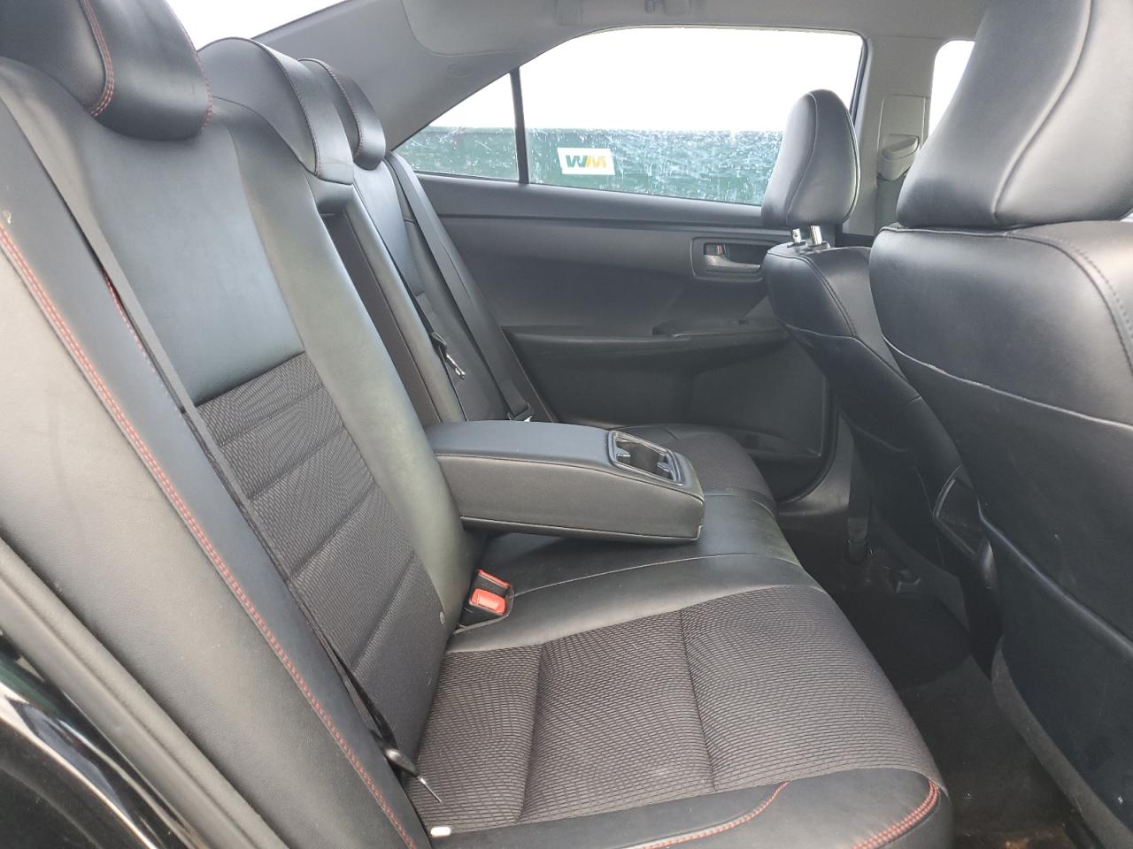 2017 TOYOTA CAMRY LE photo 10