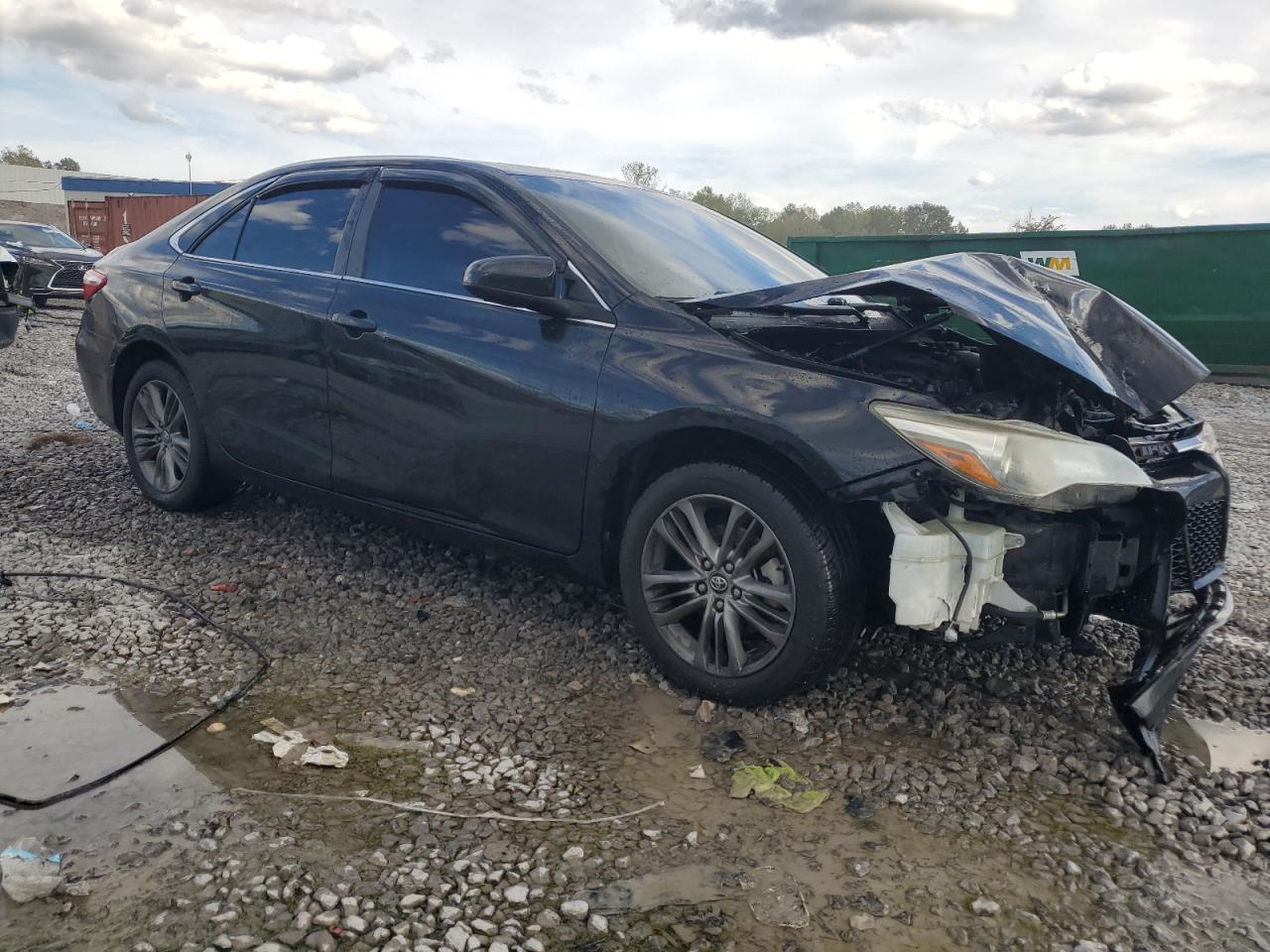 2017 TOYOTA CAMRY LE photo 4