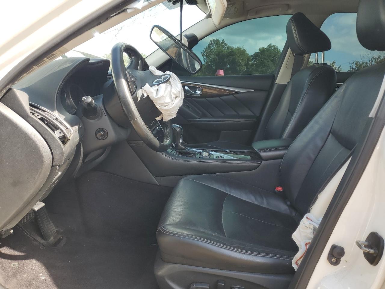 2015 INFINITI Q50 BASE photo 13