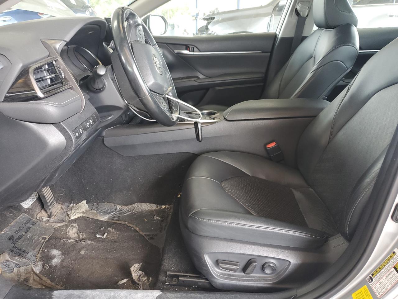2023 TOYOTA CAMRY XSE photo 13