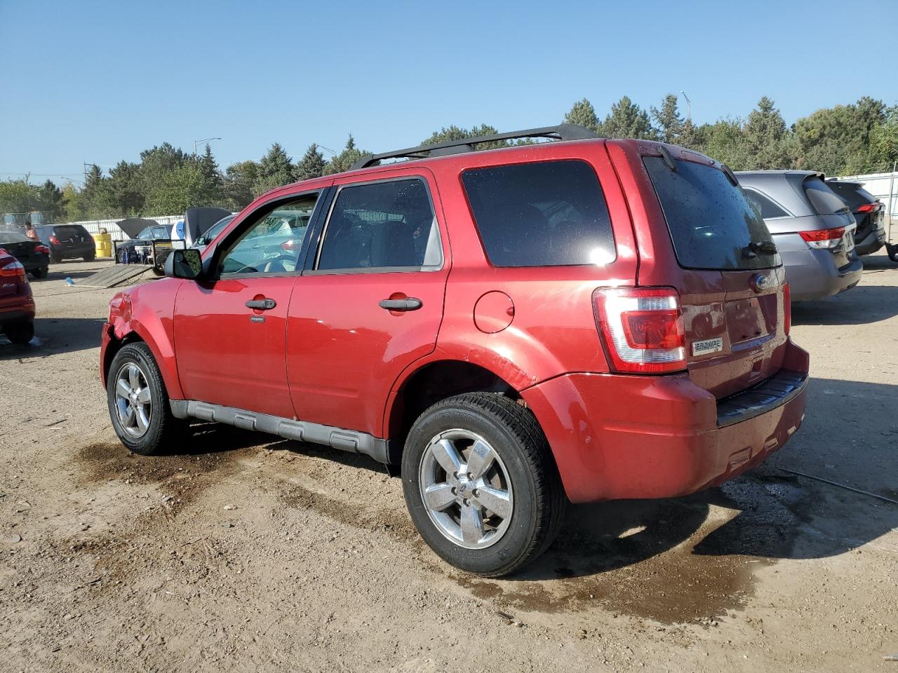 2012 FORD ESCAPE XLT photo 2