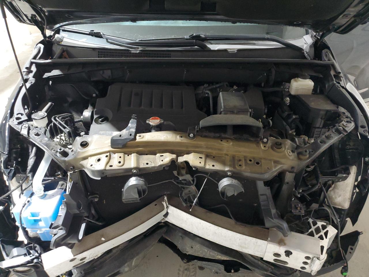 2016 TOYOTA HIGHLANDER XLE photo 23