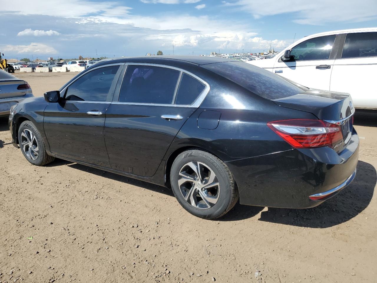 2016 HONDA ACCORD LX photo 3
