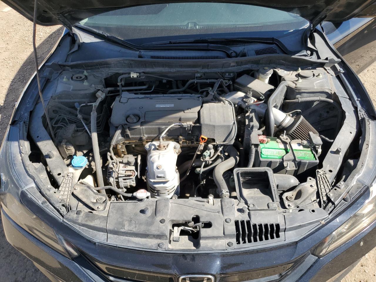 2016 HONDA ACCORD LX photo 21
