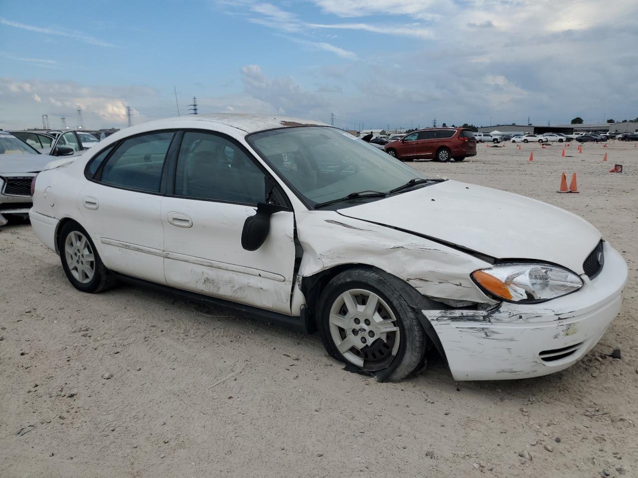 2006 FORD TAURUS SE photo 4