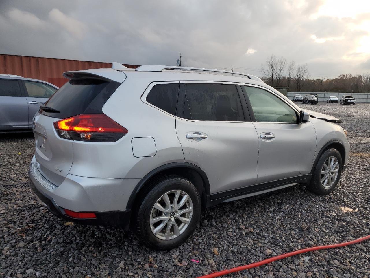 2018 NISSAN ROGUE SV photo 7