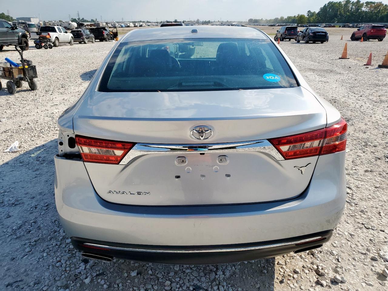 2016 TOYOTA AVALON XLE photo 6
