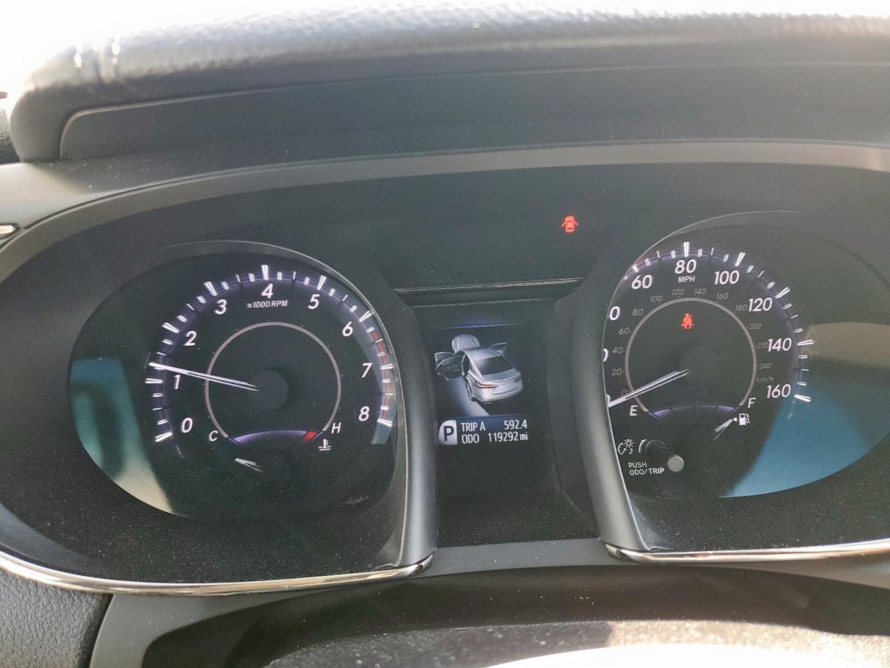 2016 TOYOTA AVALON XLE photo 9
