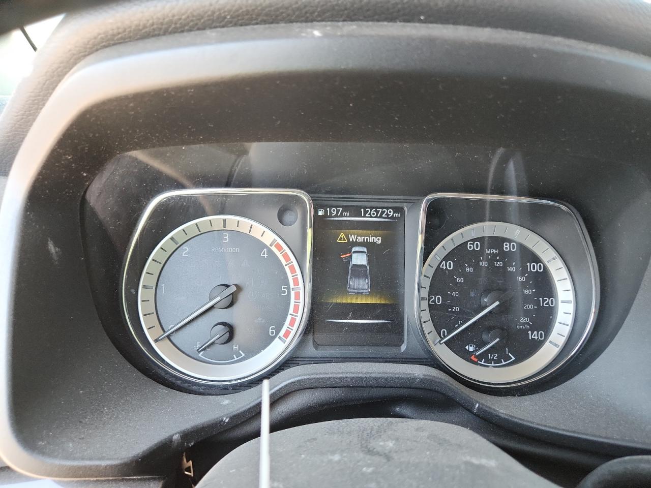 2016 NISSAN TITAN XD SL photo 17