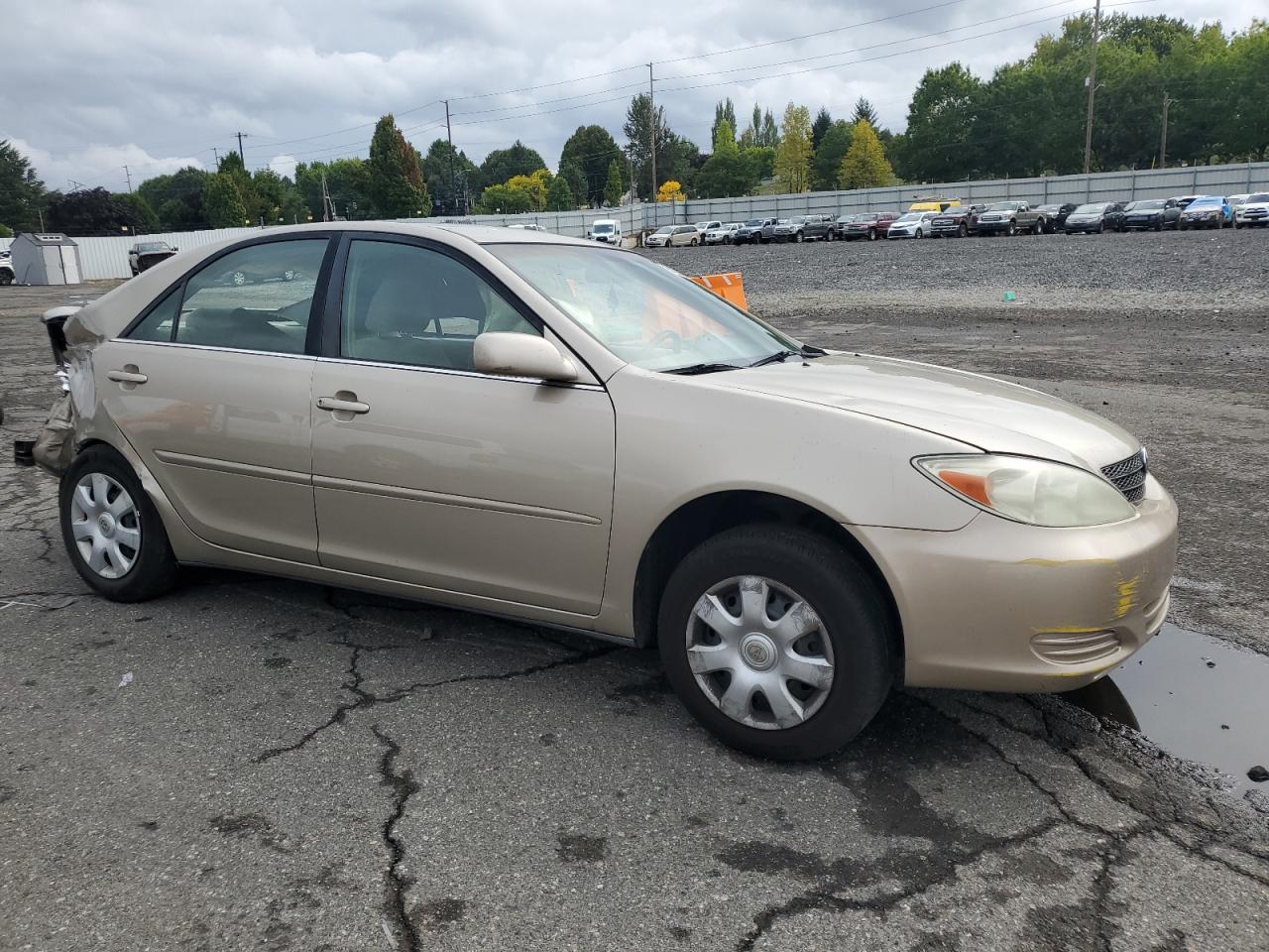 2003 TOYOTA CAMRY LE photo 4